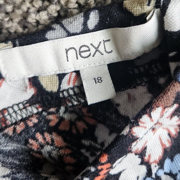Next Dress in Floral Pattern UK Size 18 EUR Size 46 - Picture 3 of 4